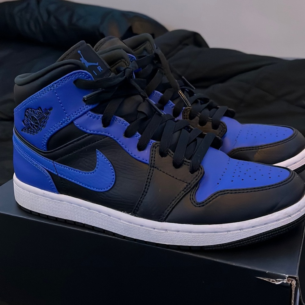 Air Jordan 1 Mid